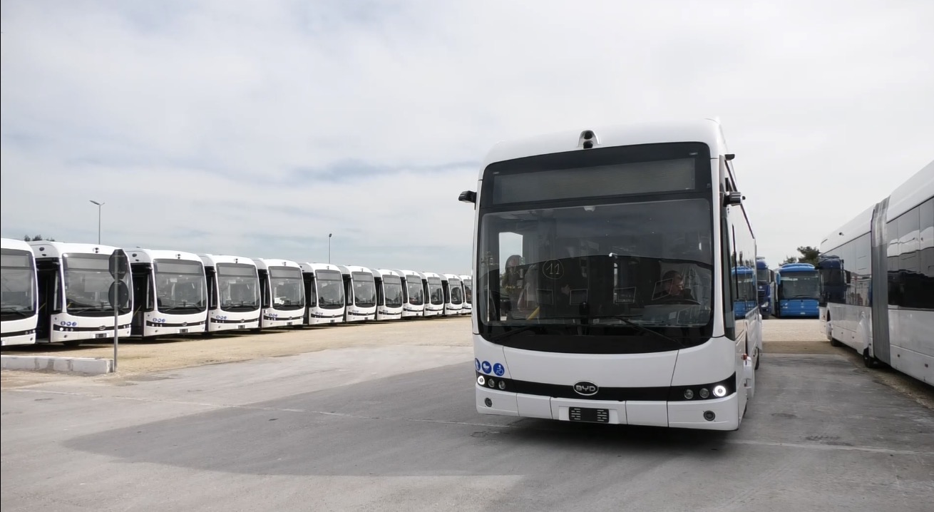 Brt Taranto, presentati i primi autobus