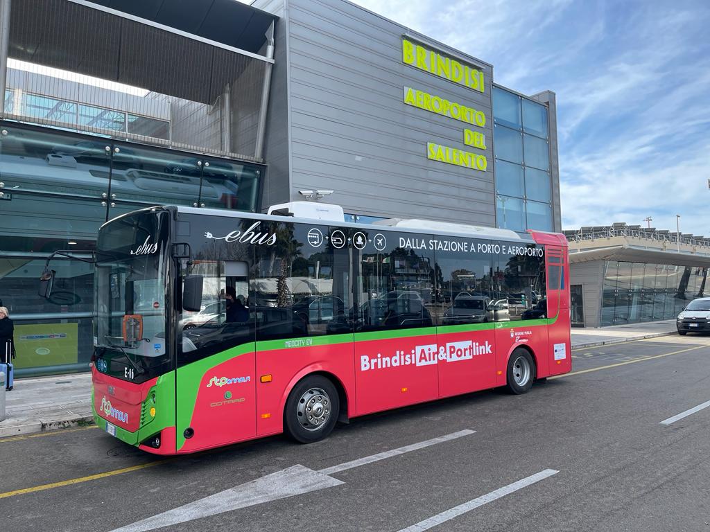 'Taranto Airport Shuttle' per favorire la mobilità. Basterà?