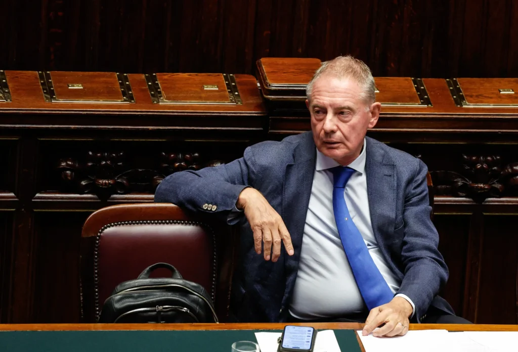 Ex Ilva, governo e commissari al lavoro